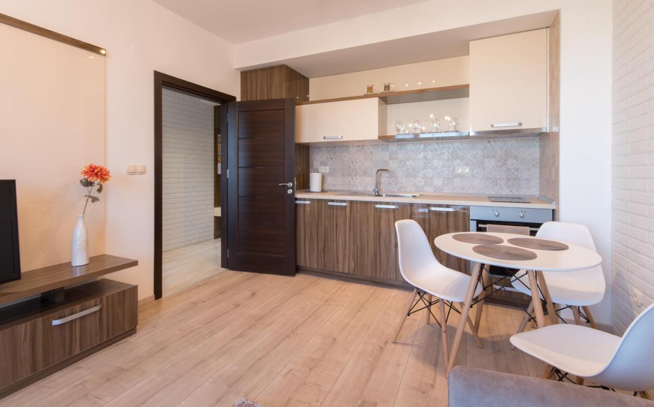 Apartment Triumph *